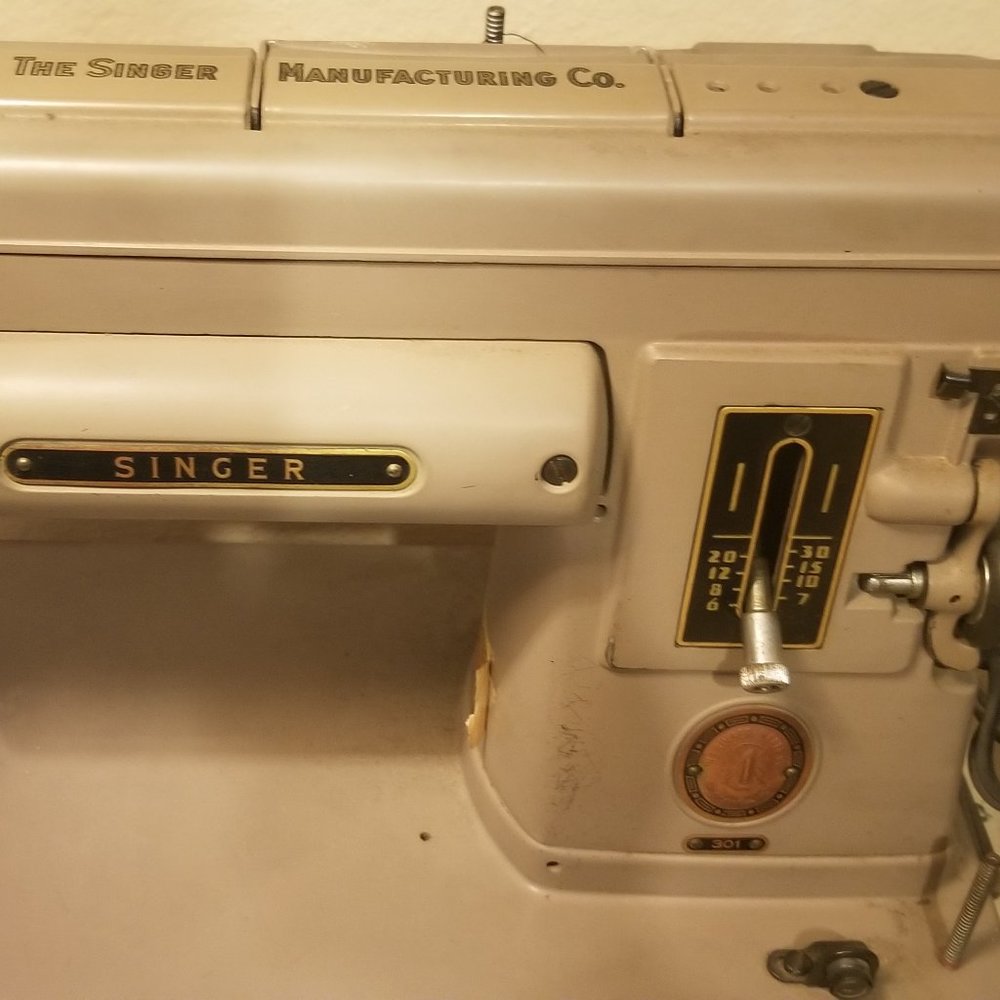 Early Model Singer 301 Slant Needle Sewing Machine model #NA176379 made in 1952
